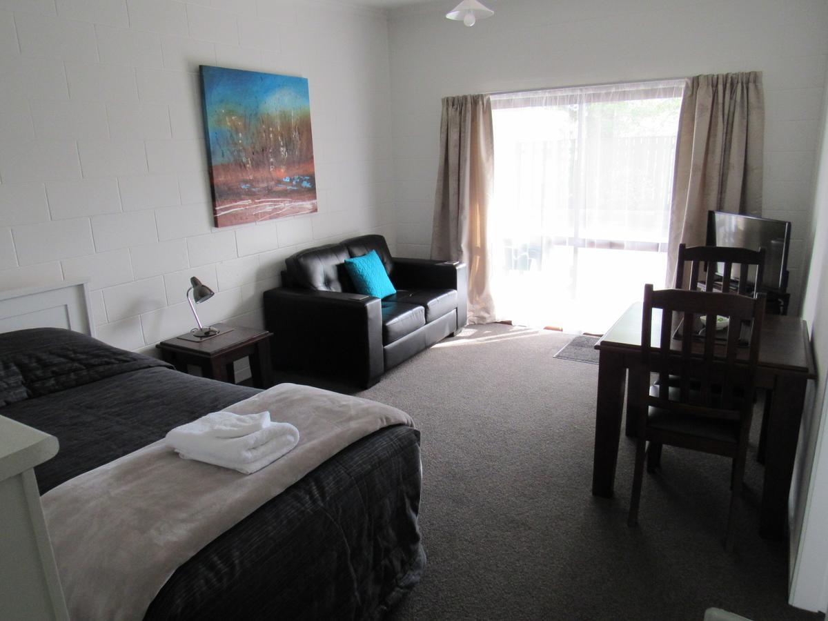 Matador Motel Carterton エクステリア 写真