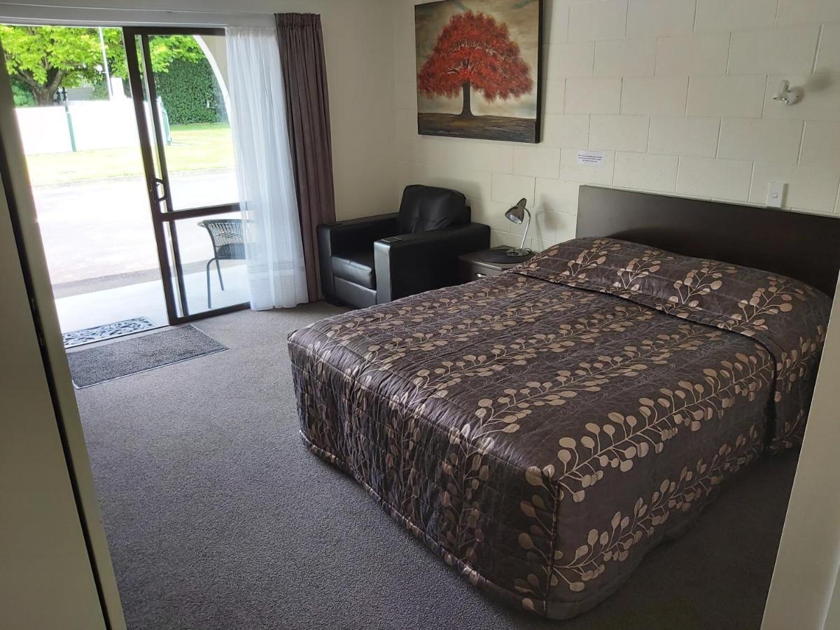 Matador Motel Carterton エクステリア 写真